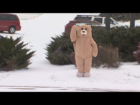Snow In McAlester Covers The Roads, Brings Out The Fun
