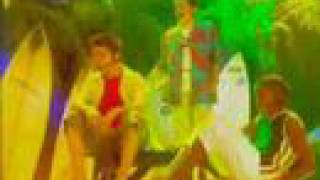 S Club Juniors (8) - Automatic High (CDUK - 27th July 2002)