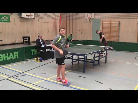 Finale Reindl vs Danzer Erdweg Bayerische Jugendm  20171210 Tischtennis  Stativ