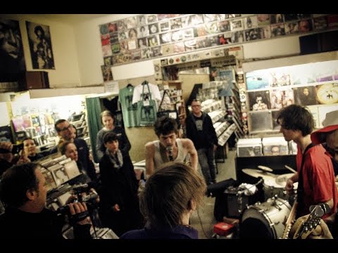 Out of Focus w/ Thirsty Eyes @Rave Up Records Store