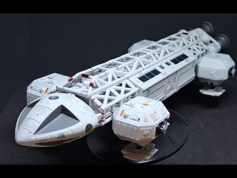 Eaglemoss Hero Collector Unboxing - Space 1999 Eagle Transporter with special LEGO and Dinky guests!