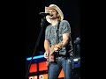 brad paisley - les is more