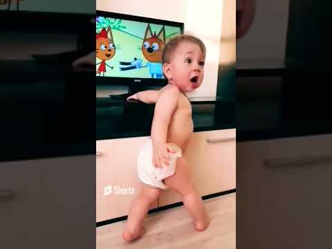 funny dom dom yes yes #domdom #funny #dance #funnybaby