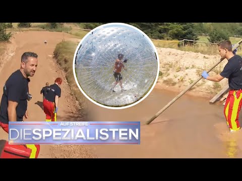 Accident with the ZORB ball 😱 Missing children on the motocross track! 😨 | The Specialists | SAT.1