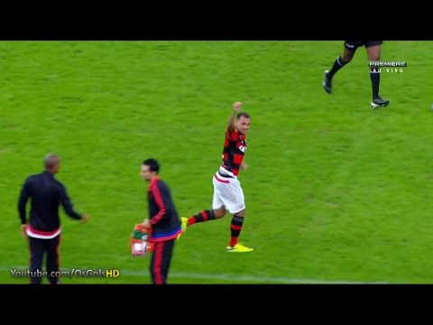 Gol de Alan Patrick, Flamengo 1 x 2 Figueirense - Brasileirão 05/07/2015