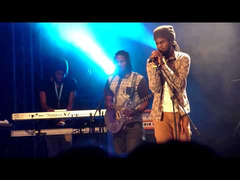 Chronixx (ft. Kabaka Pyramid) & The ZincFence Redemption 2014 Reggae Jam