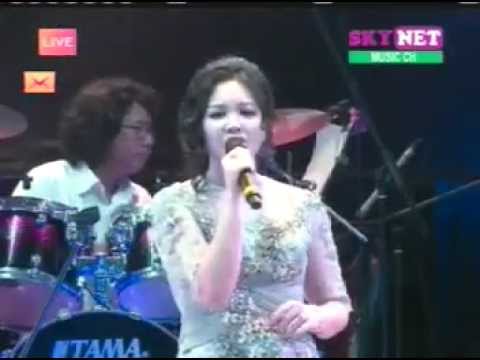 Shwe Myaing Hmar Bae Nay Taw' Mael----Moe' Moe'