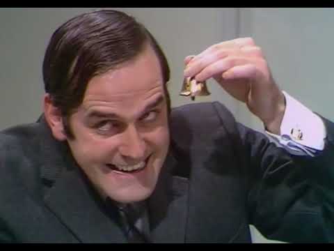 Latający cyrk Monty Pythona (1969 - 1974) serial komediowy (część4)