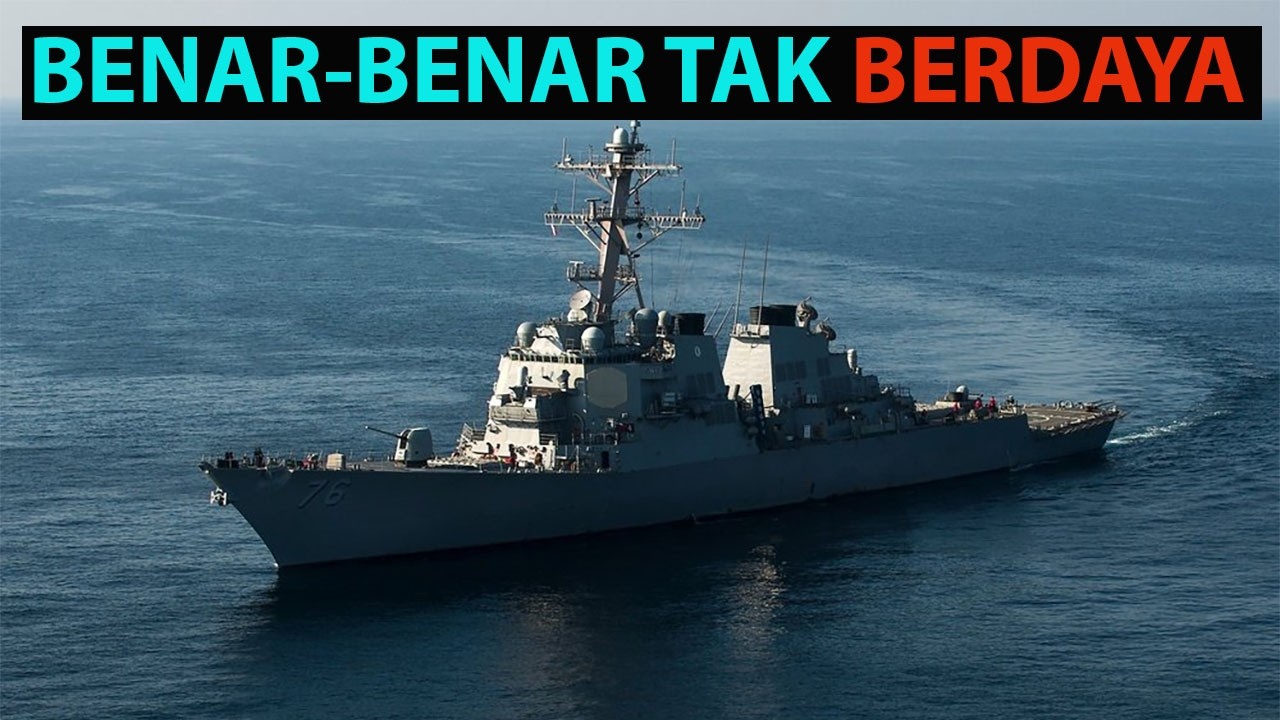 Destroyer AS Berjam-jam Mogok dan Buta di Tengah Laut