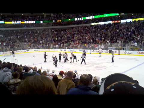 Dallas stars fight Iginla vs. Benn
