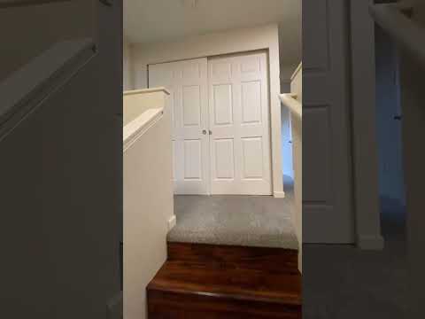 Practical 3 bedroom Des Moines Condo property video