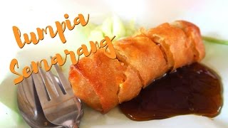 Indonesian Street Food: Eating Lumpia Semarang Spring Rolls