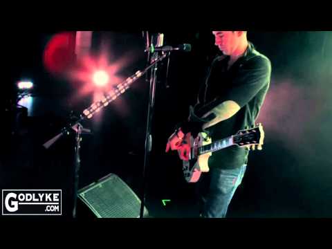 HEAR THEIR GEAR - Theory Of A Deadman Tyler Connolly Shows his Maxon Effects Pedals