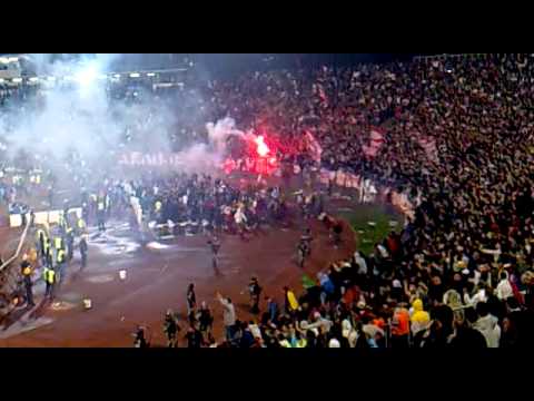 Slavlje posle utakmice polufinala kupa Srbije Partizan - ZVEZDA 0:2 11.04.2012