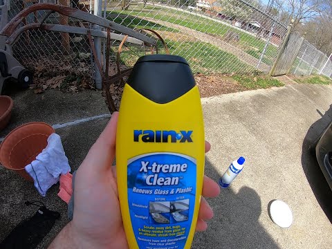 Clean and restore your headlights for 5 dollars?! Rain-X Xtreme Clean review