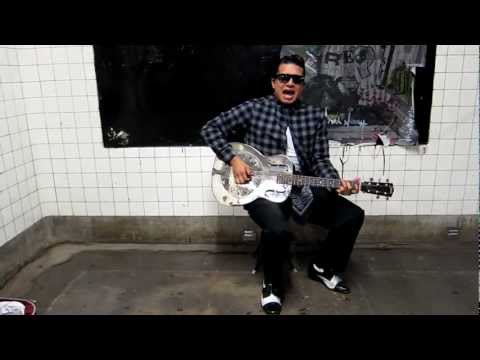 Brownbird Rudy Relic - I've Given Up (Subway Busking)