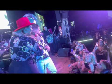 Jesús Mendoza ft la dama brava en vivo