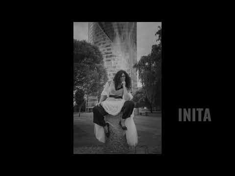 Fotoprojekts - Uzdrošināšanās stāsts "Kleita"