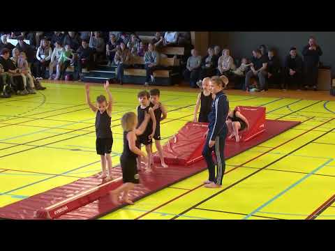 Framsýning 2024 - Leyg kl 12 - Dreingir 6 ár