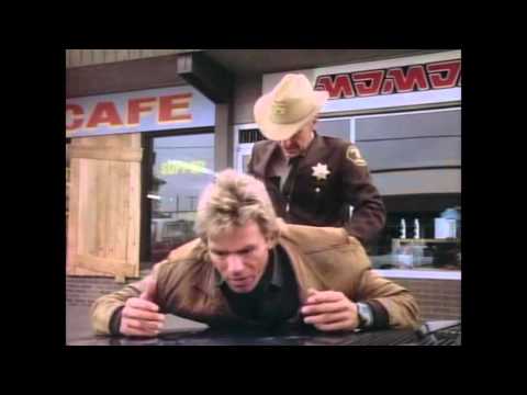 Le confiscan la navaja a MacGyver