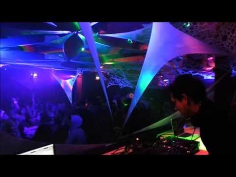 OLD TRACK....OLD GOOD MEMORIES  - ELECTRIC NOIZE LIVE @ OPAL 2013