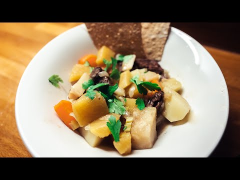 Brun Lapskaus (Norwegian Beef Vegetable Stew) video thumbnail