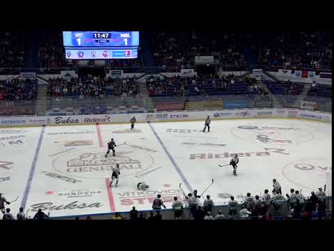 7. kolo TELH: Faul na Dominika Pacovského