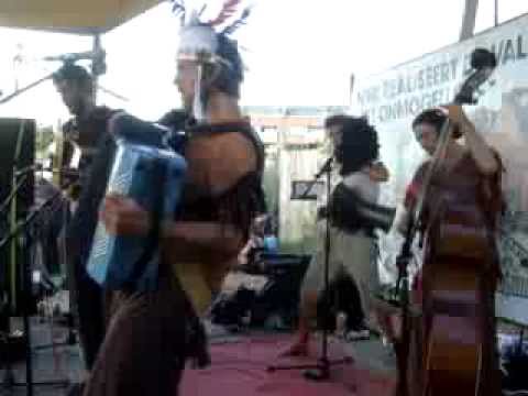 Op de Valreep 2 jaar - LEGALISATIE MANIFESTATIE! - 20 07 2013 - Amsterdam NL - Pt 4.