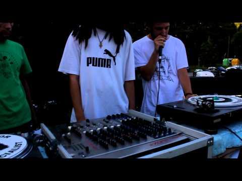 Wenk(Ital Rakka) cantando en el Bakio Sound!