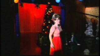 Kelly Clarkson - American Dreams Rockin' Around the Christmas Tree
