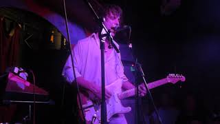 YAK - Use Somebody Live @ Shacklewell Arms