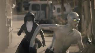 Watchmen S01E04 - Sister Night chasing &quot;Lube Man&quot; scene