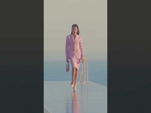 Loli Bahia open the Versace cruise 2023 FashionShow