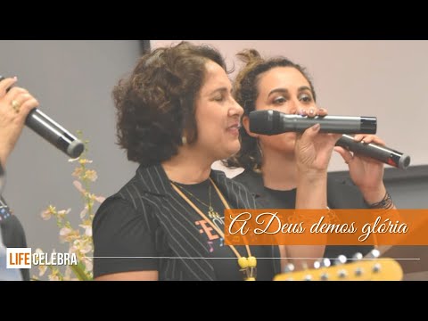 | "A Deus demos glória" - 228 HCC - LIFE Celebra | 09 de outubro || Min. Hélia F. Lazarini