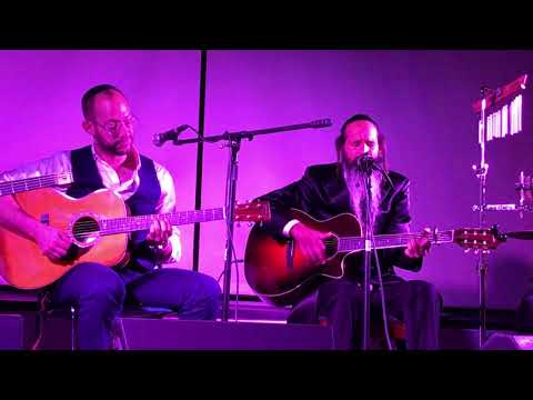 LIVE- V'afilu B'hastara-Ein Shum Yiush-Mah She'haya Medley - ואפילו בהסתרה–איו שום יאוש–מה שהיה היה