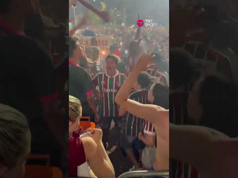 "CAMPEÃO DA LIBERTADORES! A COMEMORAÇÃO DA TORCIDA DO FLUMINENSE APÓS O APITO FINAL! #shorts" Barra: O Bravo Ano de 52 &bull; Club: Fluminense