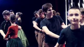 Vedd észre! A Gödöllő Táncegyüttes és a Parafónia. A Szilaj Csikó szerkesztősége ezzel a filmmel kív