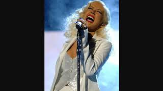 CHRISTINA AGUILERA SLAYS MARIAH CAREY'S WE BELONG TOGETHER!!!