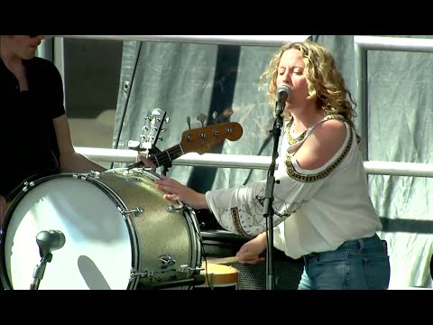 Amy Helm & The Handsome Strangers - "The Night They Drove Old Dixie Down" - Mountain Jam 2015
