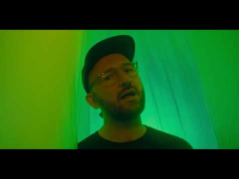 No King. No Crown. – What A Night (Official Video)