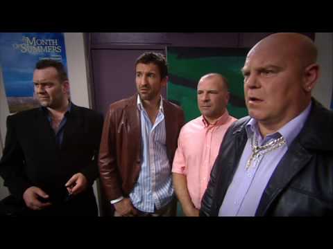 Extras - Ian "Bunny" Bunton finally divorced the wife