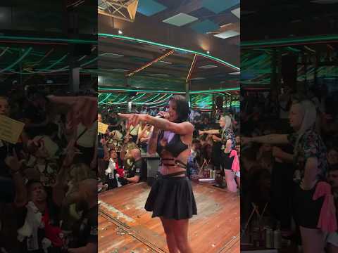 Wir reiten mit Malin Brown auf Malle in die Sonne ☀️ 🏇 #malle #ballermann #ballermannhits