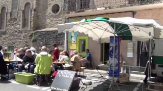 Prepper Travelling Without Money Tips: Hitchhike, Sleep Outside. Prepping & Eat From Garbage Cans