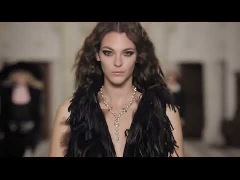 Chanel Métiers d’Art 2020/21 Show • Le Château des Dames