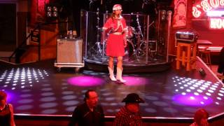 IMELDA'S WAY Line Dance (Teach) - Séverine Moulin Billy Bob's