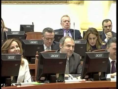 DEBAT PER NEPOTIZMIN KUVEND,AKUZA RECIPROKE PER PUNESIMIN E FAMILJAREVE LAJM