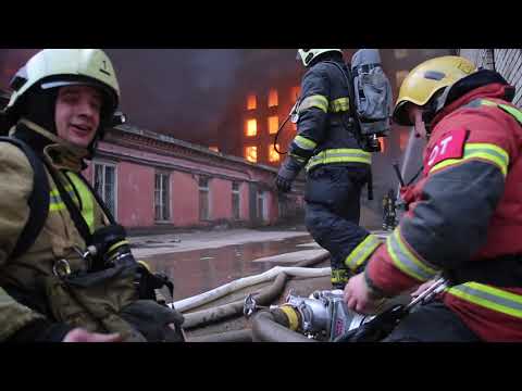 Пожар в здании "Невской мануфактуры"