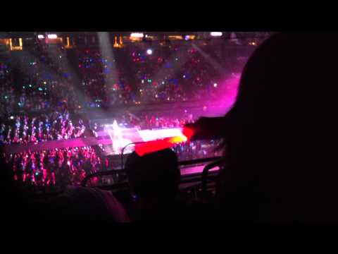 [fancam] 120520 Smtown LA Onew and Luna Duet