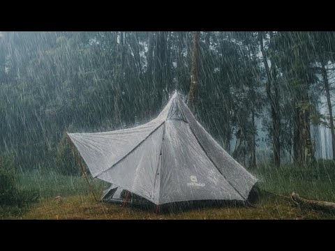 THE RAIN NEVER STOPS ‼️CAMPING IN THE HEAVY RAIN WITH A UNIQUE TENT