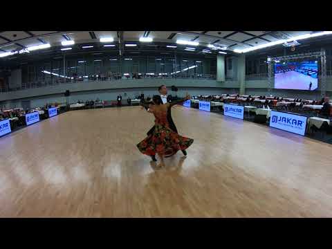 MČR STT 2018 Sen II - final - Lubor Hála & Šárka Hálová - solo Waltz